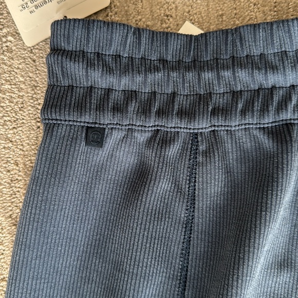 Lululemon Ribbed Softstreme Mid Rise Wide Leg Crop 25” - Picture 11 of 11